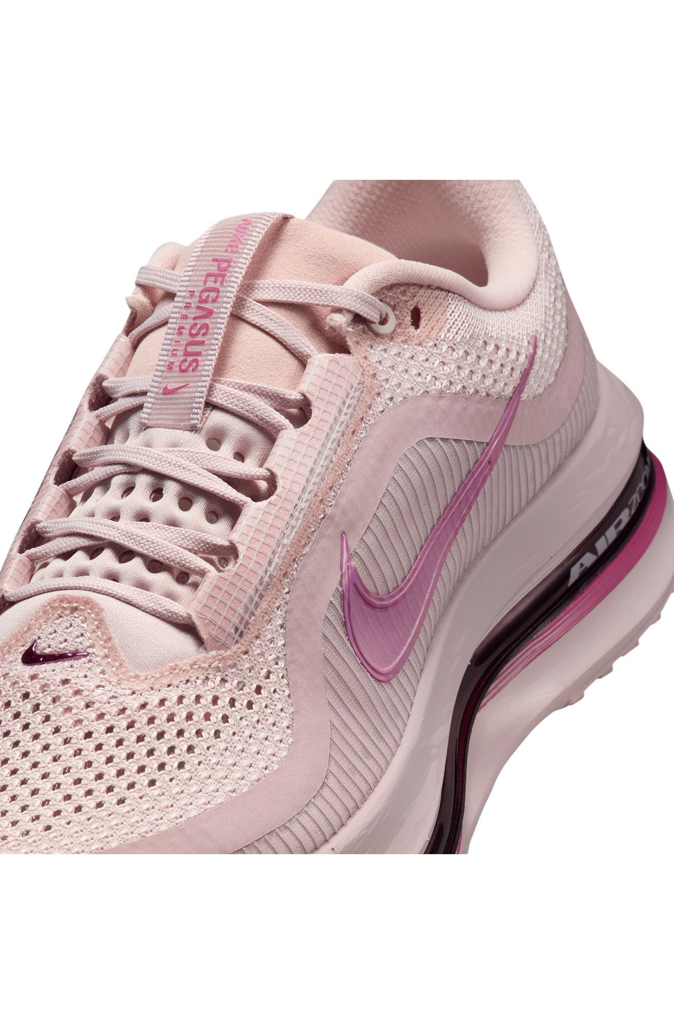 Nike Pegasus Premium Running Shoe in 604 Silred/swtbt at Nordstrom - 9