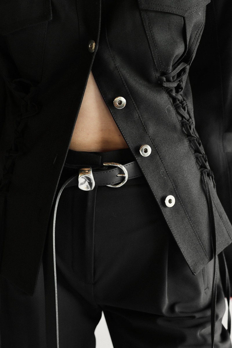 Janessa Leoné Myra Belt
In Black 5