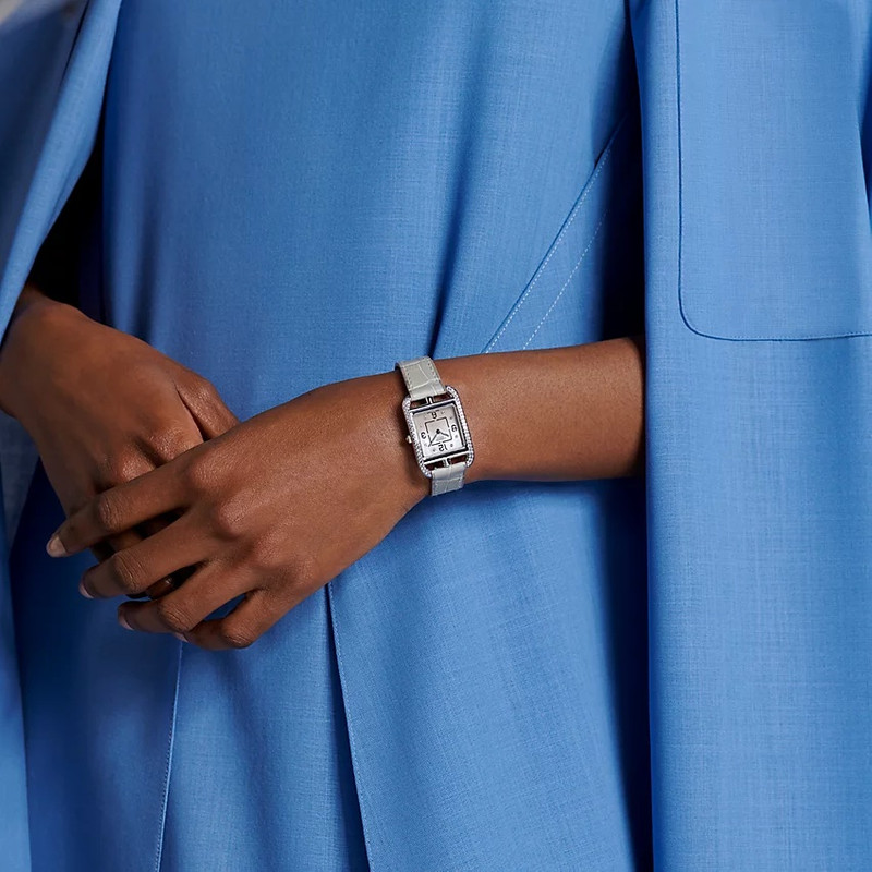 Hermès Cape Cod watch, 23 x 23 mm outlook