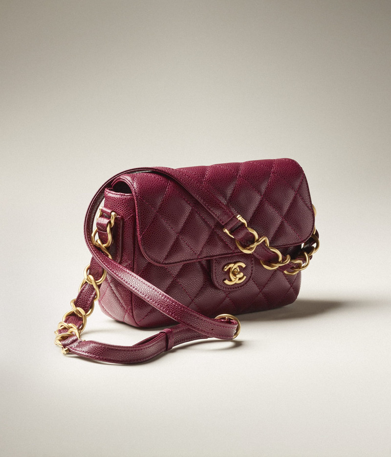 CHANEL Small Flap Bag outlook