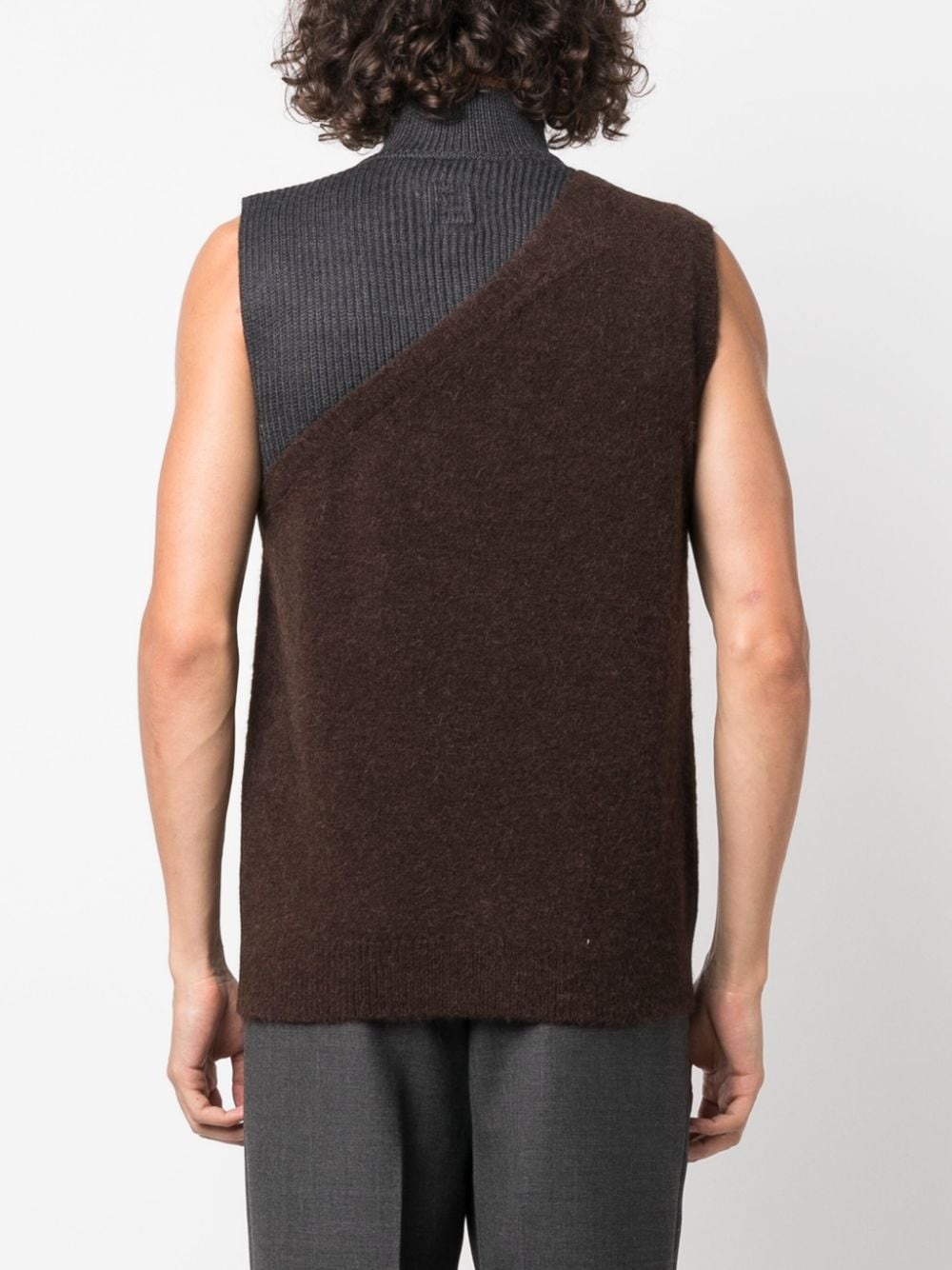panelled ribbed zipped vest - 4