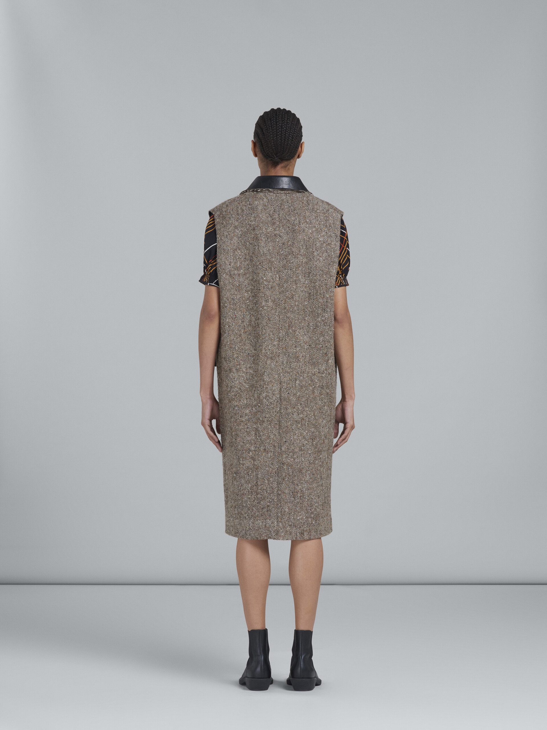 BLACK AND BROWN NAPPA AND TWEED VEST - 3