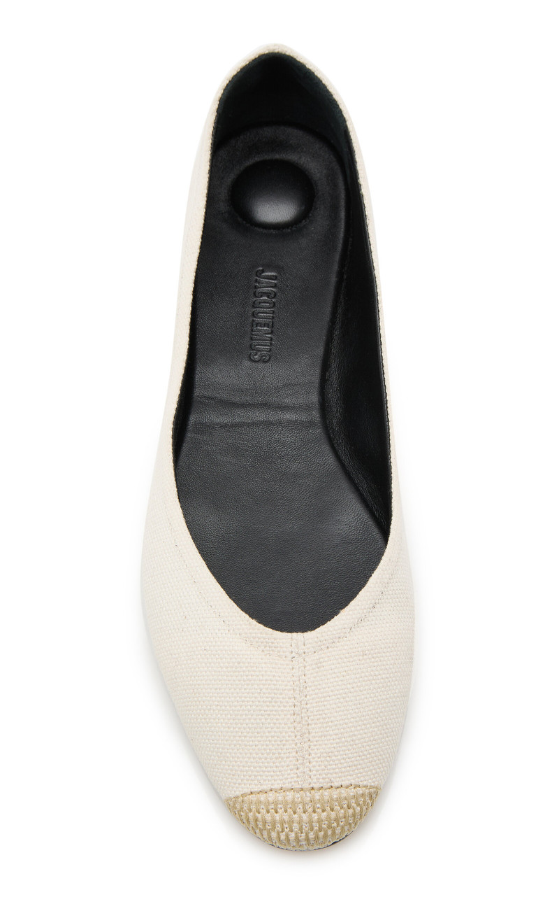 JACQUEMUS The Ovalo Leather Ballet Flats white outlook