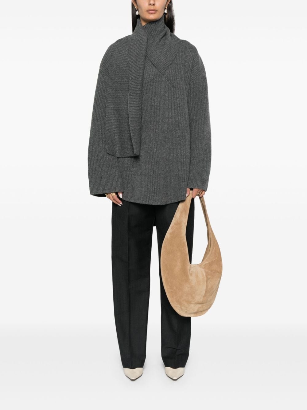 attached-scarf sweater - 2