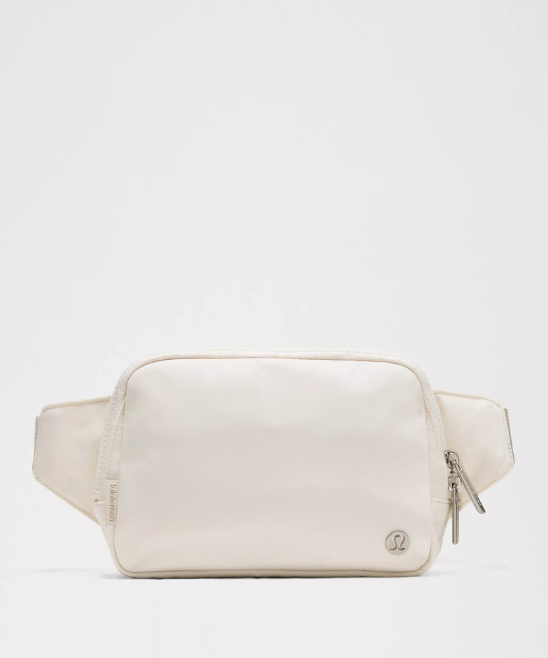 Everywhere Belt Bag Large with Long Strap 2L 1