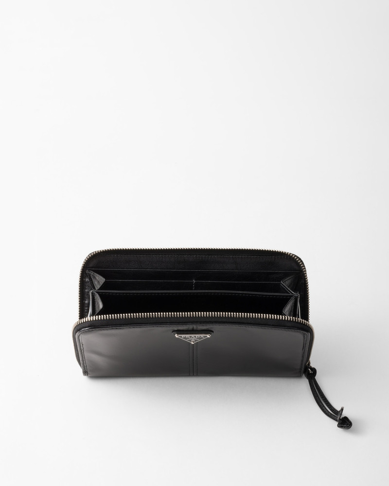 Prada Leather wallet outlook