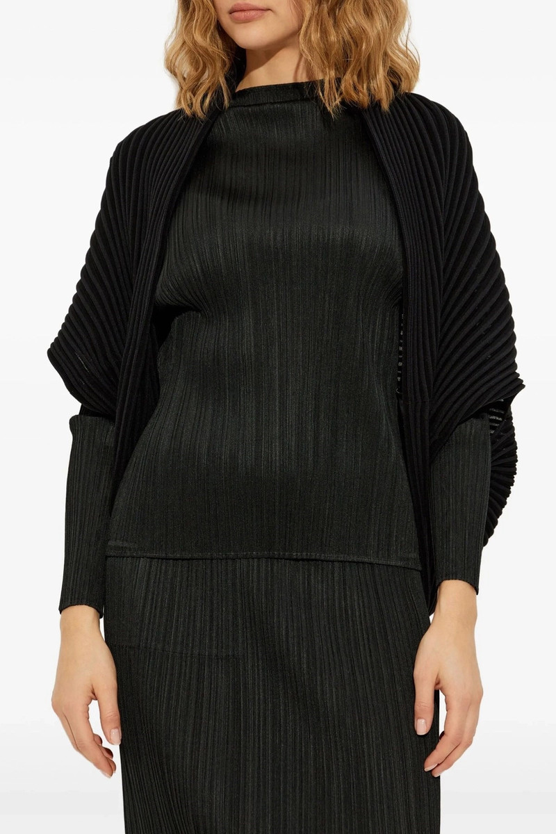 ISSEY MIYAKE 'Stream' cardigan outlook