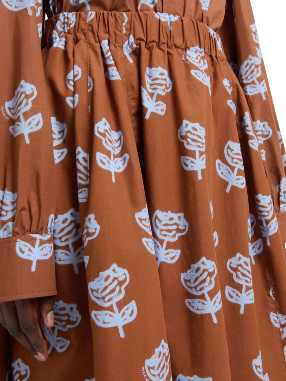 Sprayed Roses-print midi skirt - 5