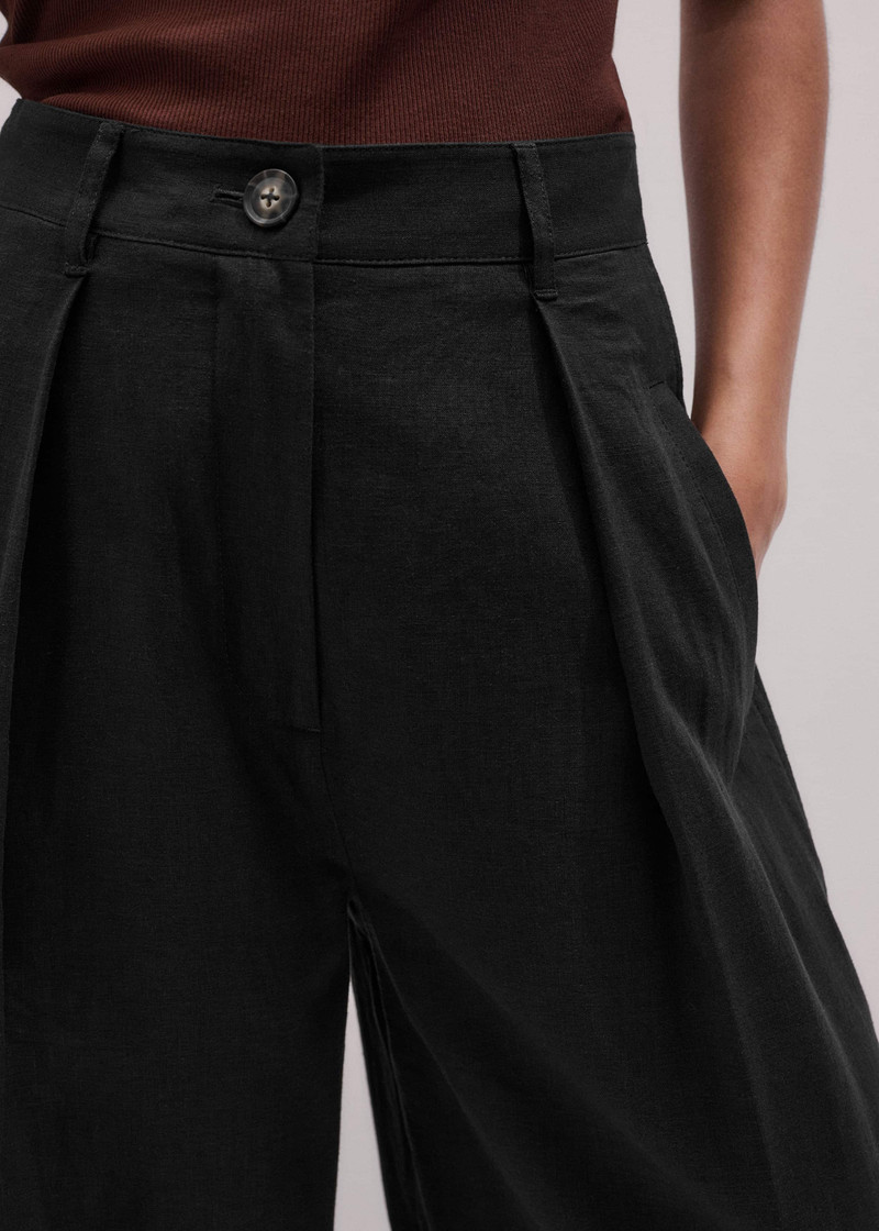 ME+EM Extreme Taper Pant outlook