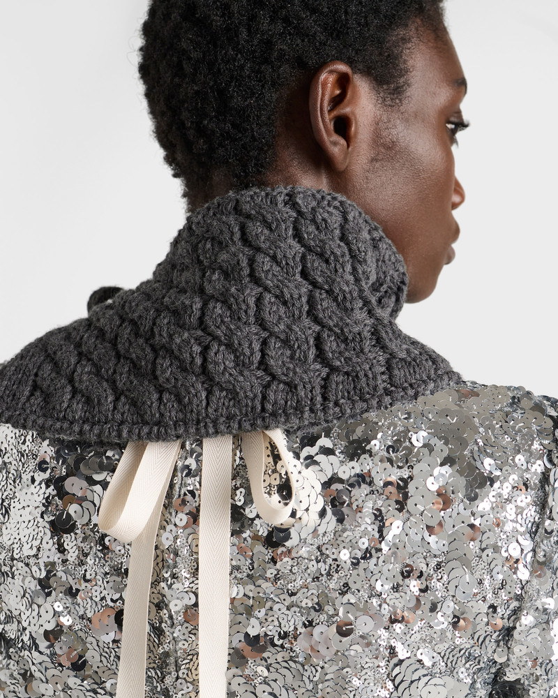 Cable-knit wool collar 3