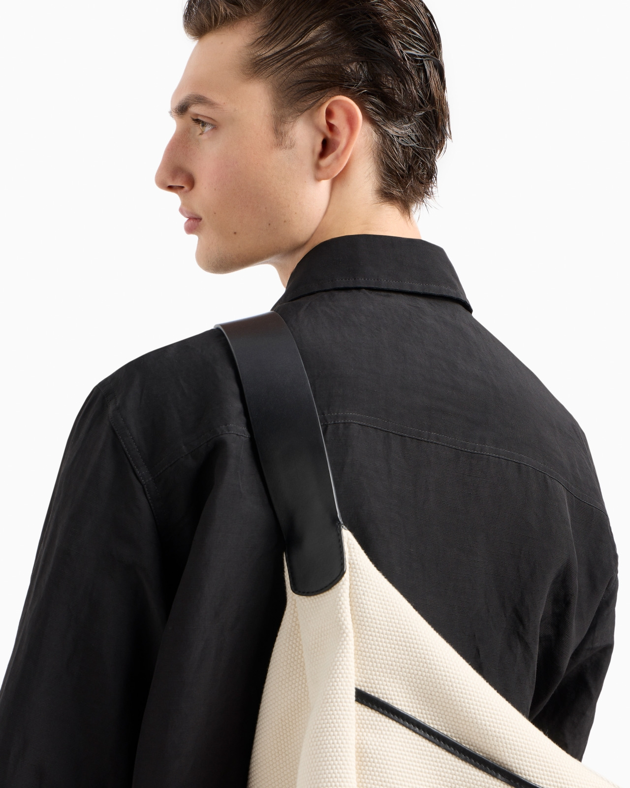 Viscose and linen canvas shirt jacket with zip - 7