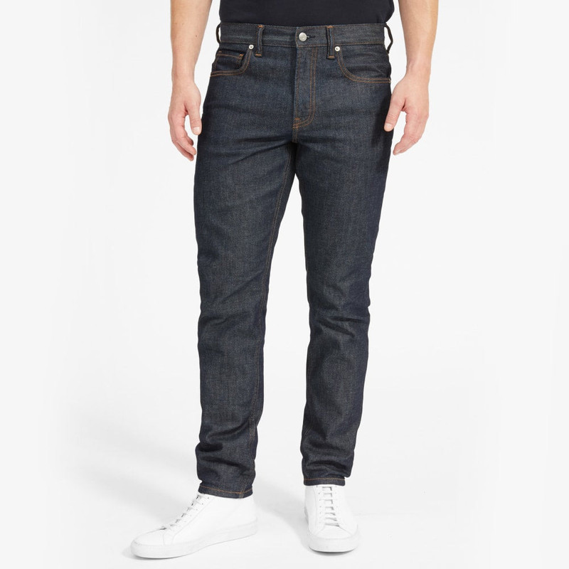 THE ATHLETIC FIT JEAN 3