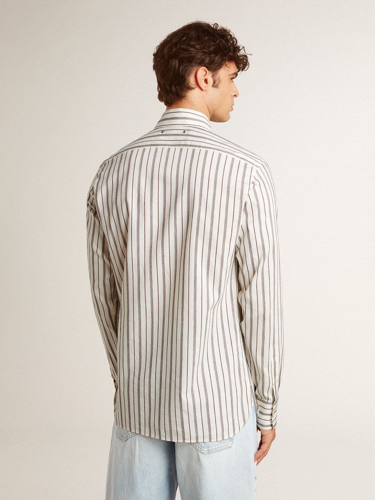 Men's white cotton shirt with fine burgundy stripes - 4