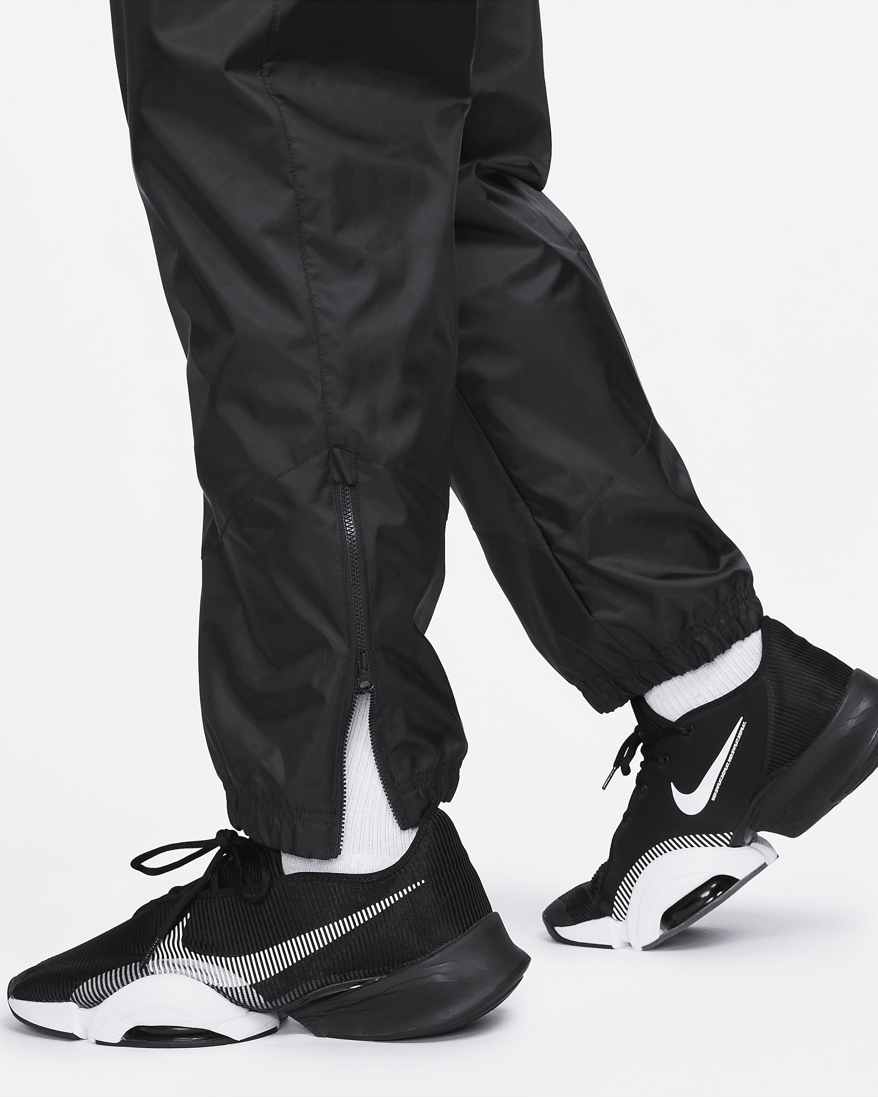 Nike Men's Windrunner Woven Lined Pants - 12