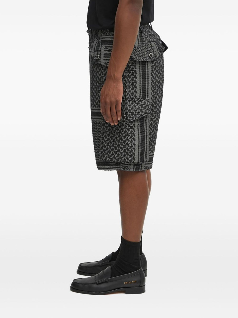 NEIGHBORHOOD buttoned shorts outlook