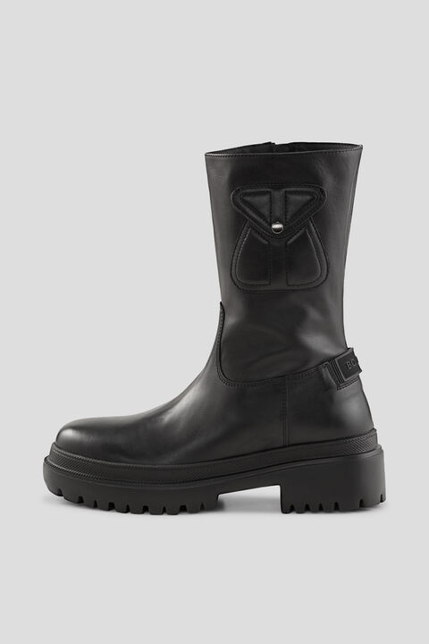 Chesa Alpina Boots in Black - 1