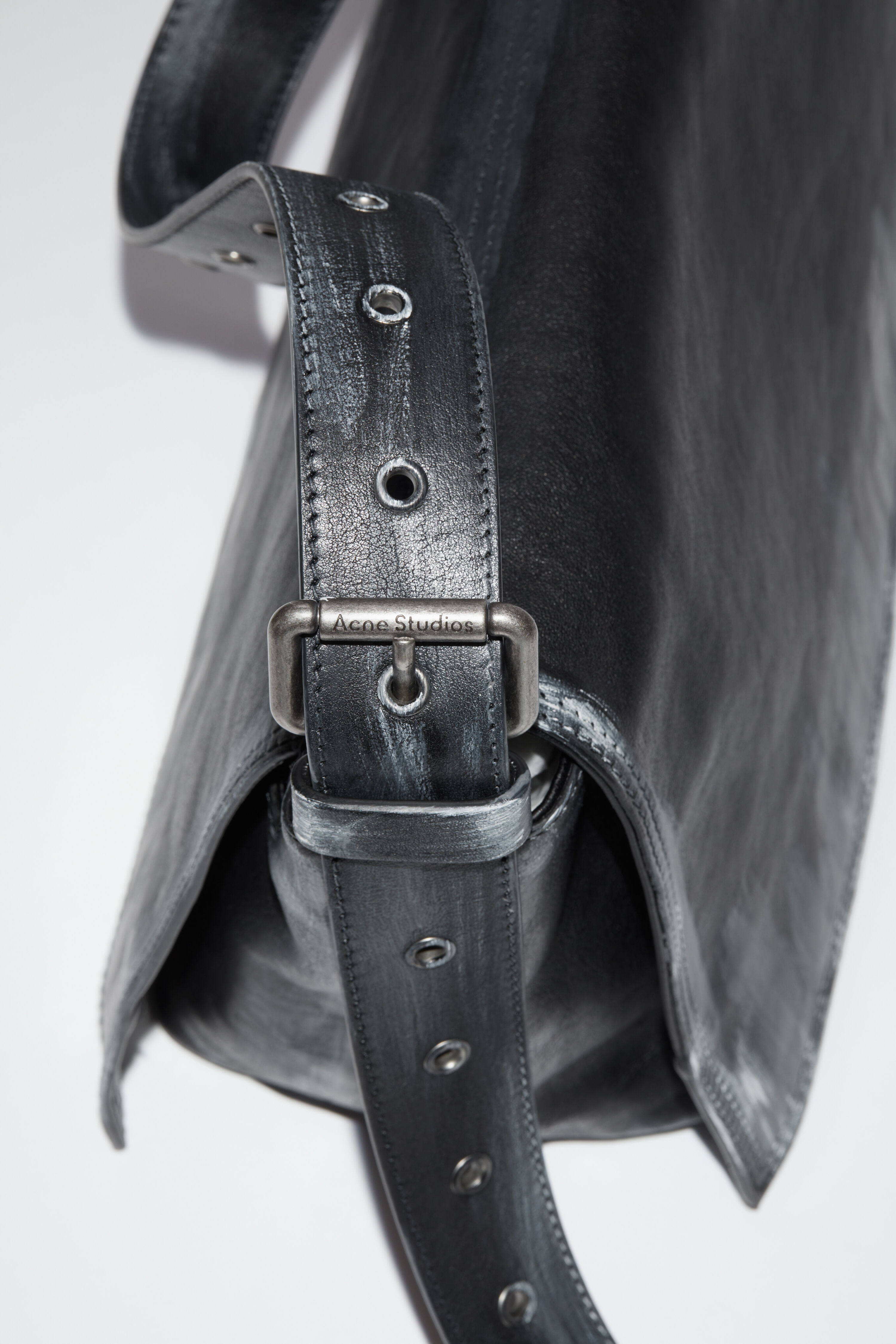 Leather shoulder bag - Black - 7