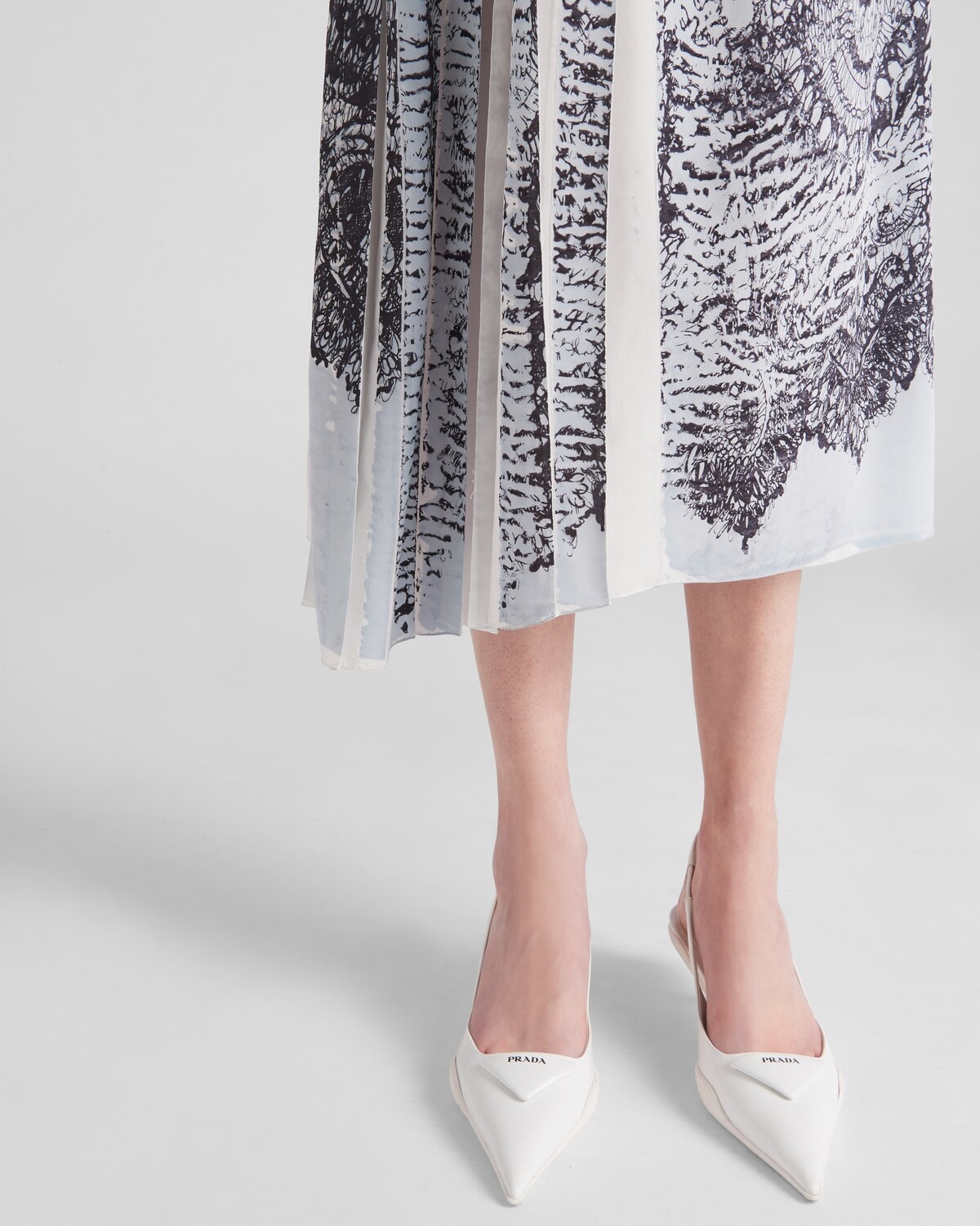 Printed crêpe de Chine dress - 4