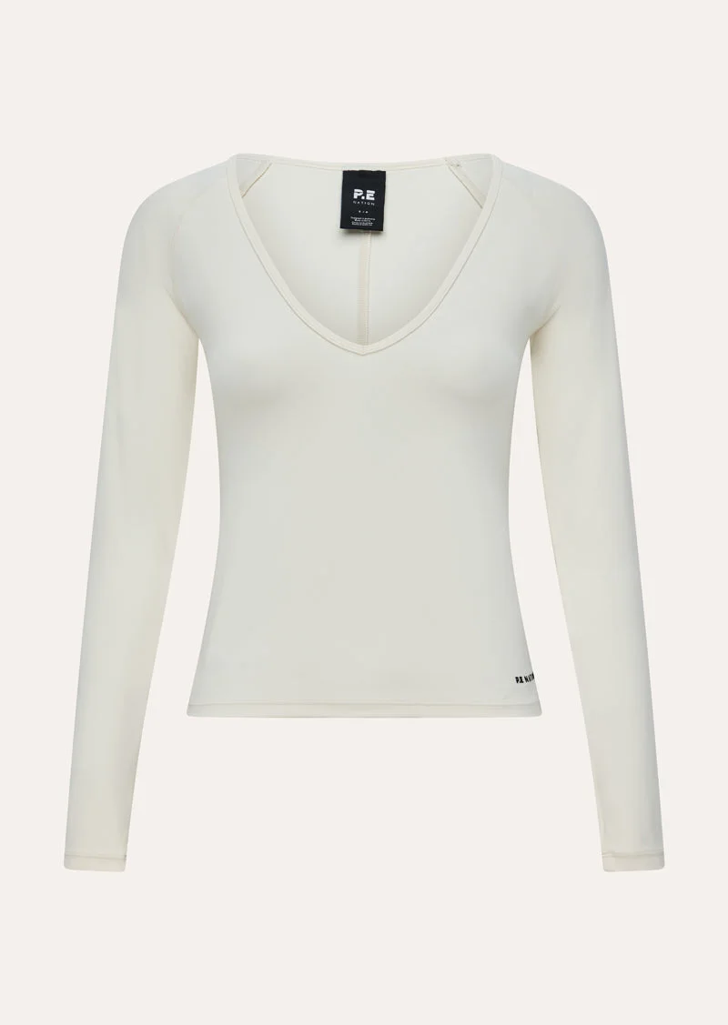 SIGNATURE V NECK LONG SLEEVE TOP IN WHISPER WHITE - 1