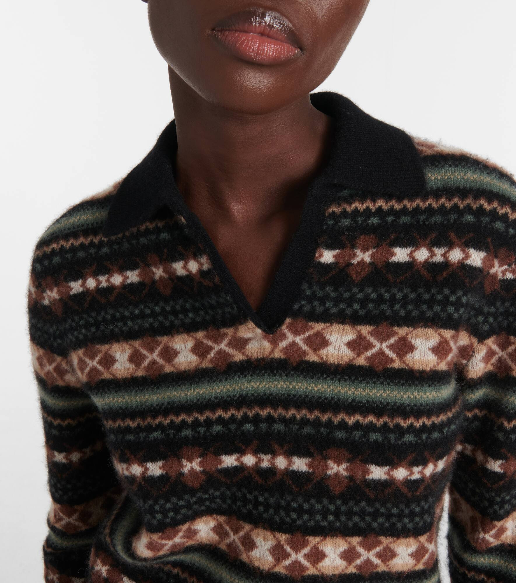 Argyle sweater - 4