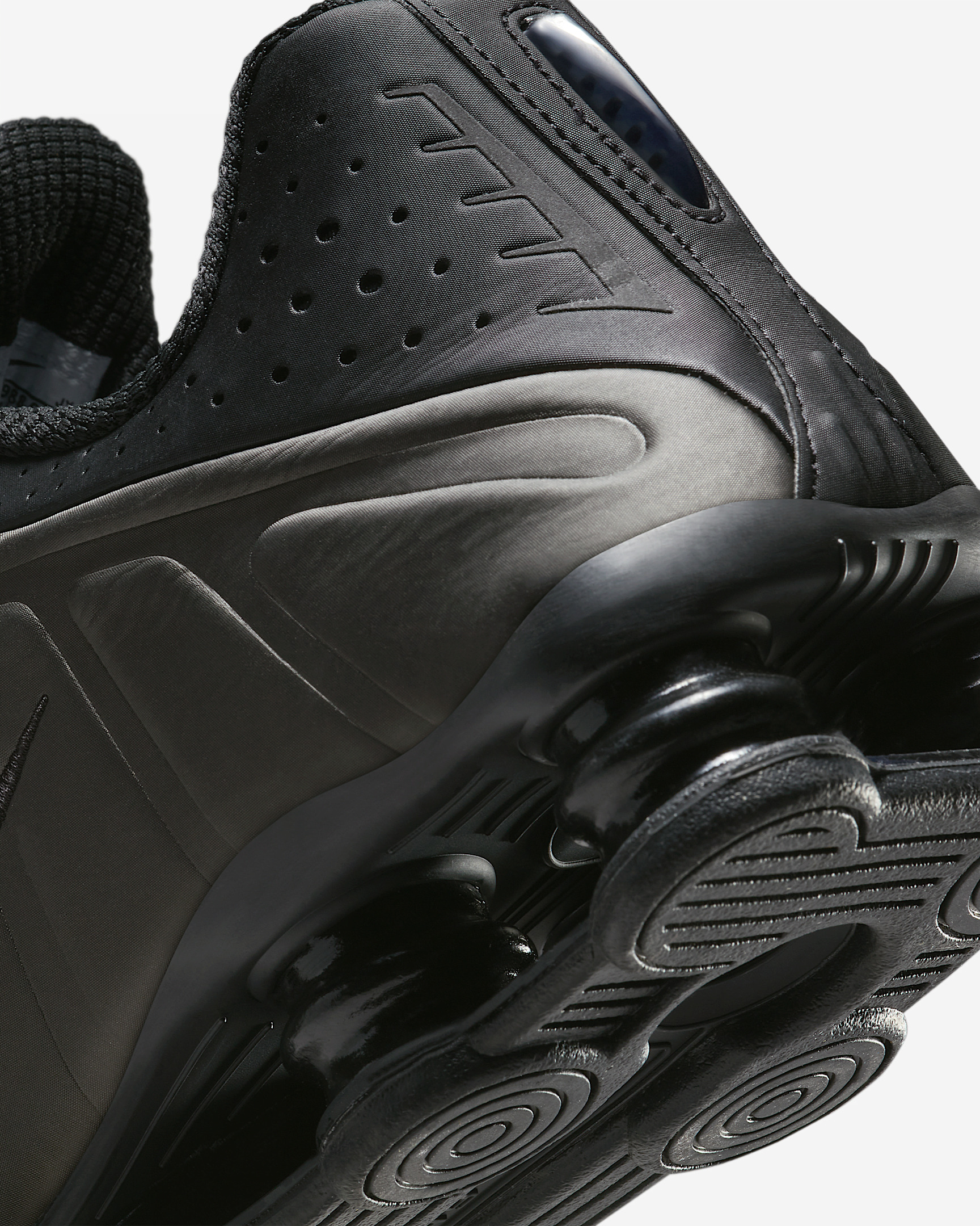 Nike Shox R4 Men's Shoes - 8