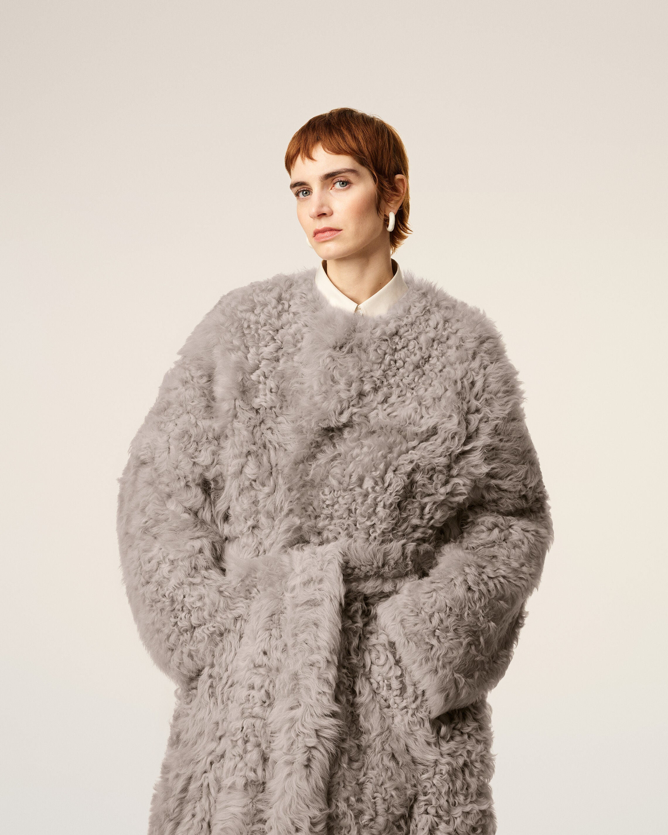 GREY SHEARLING LONG COAT - 2