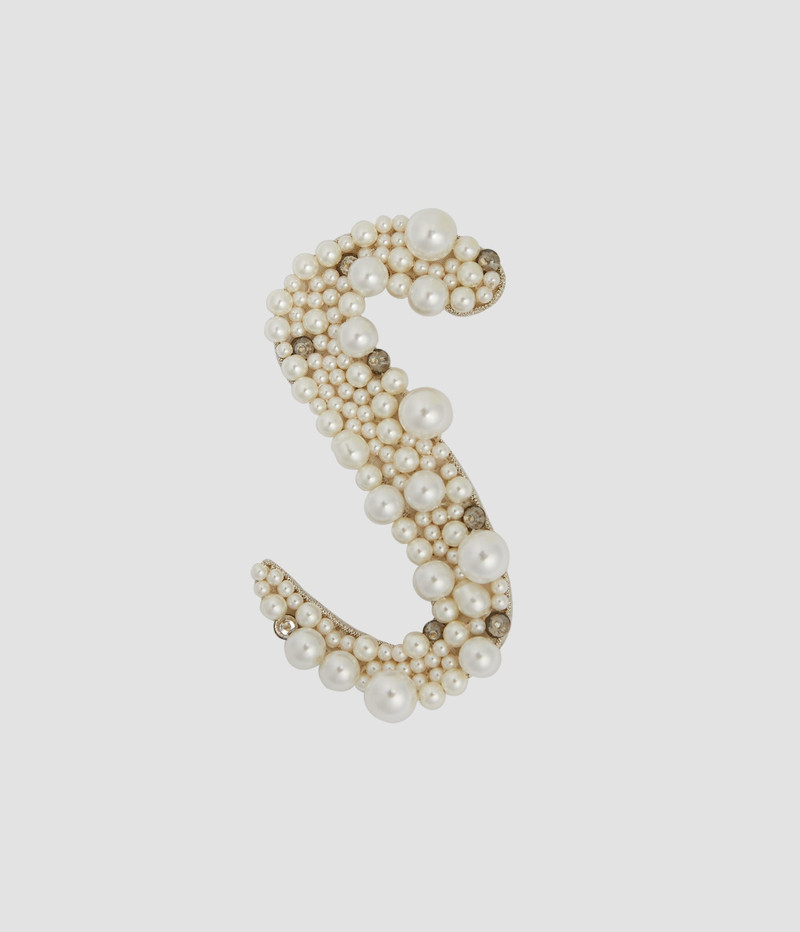 PEARL ALPHABET BROOCH S 1