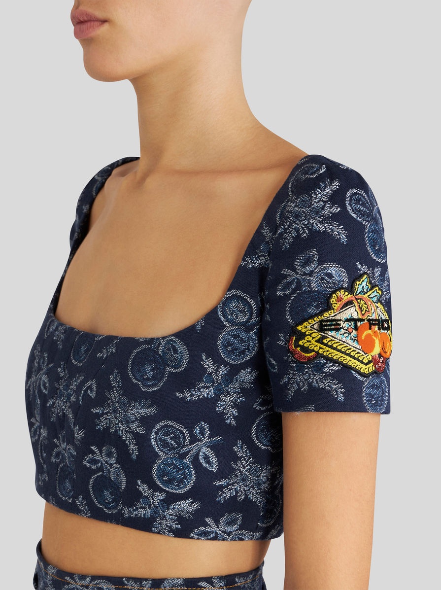 DENIM JACQUARD CROPPED TOP WITH APPLES - 3