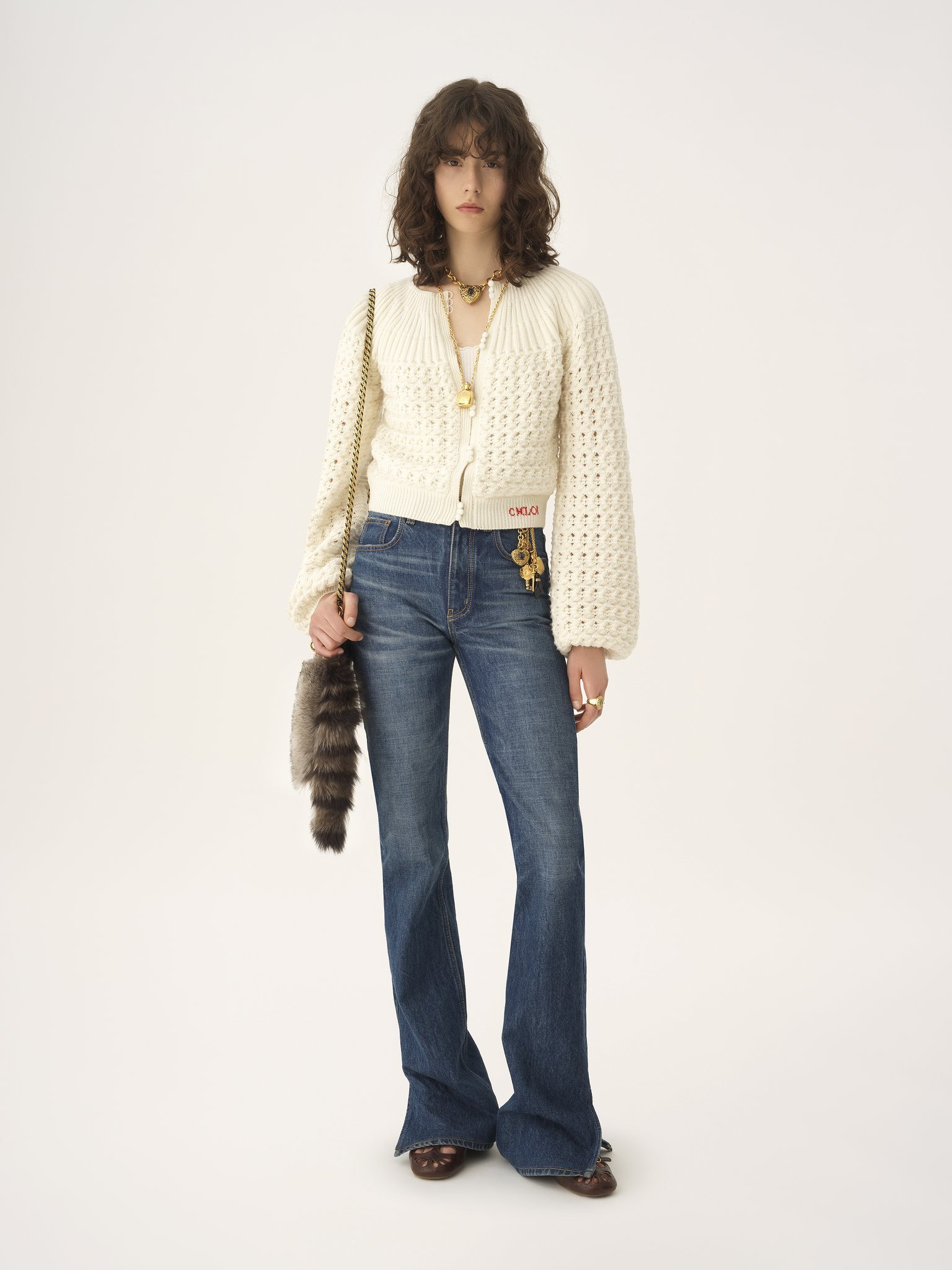 ROUND-NECK CARDIGAN IN A WOOL & CASHMERE KNIT - 3