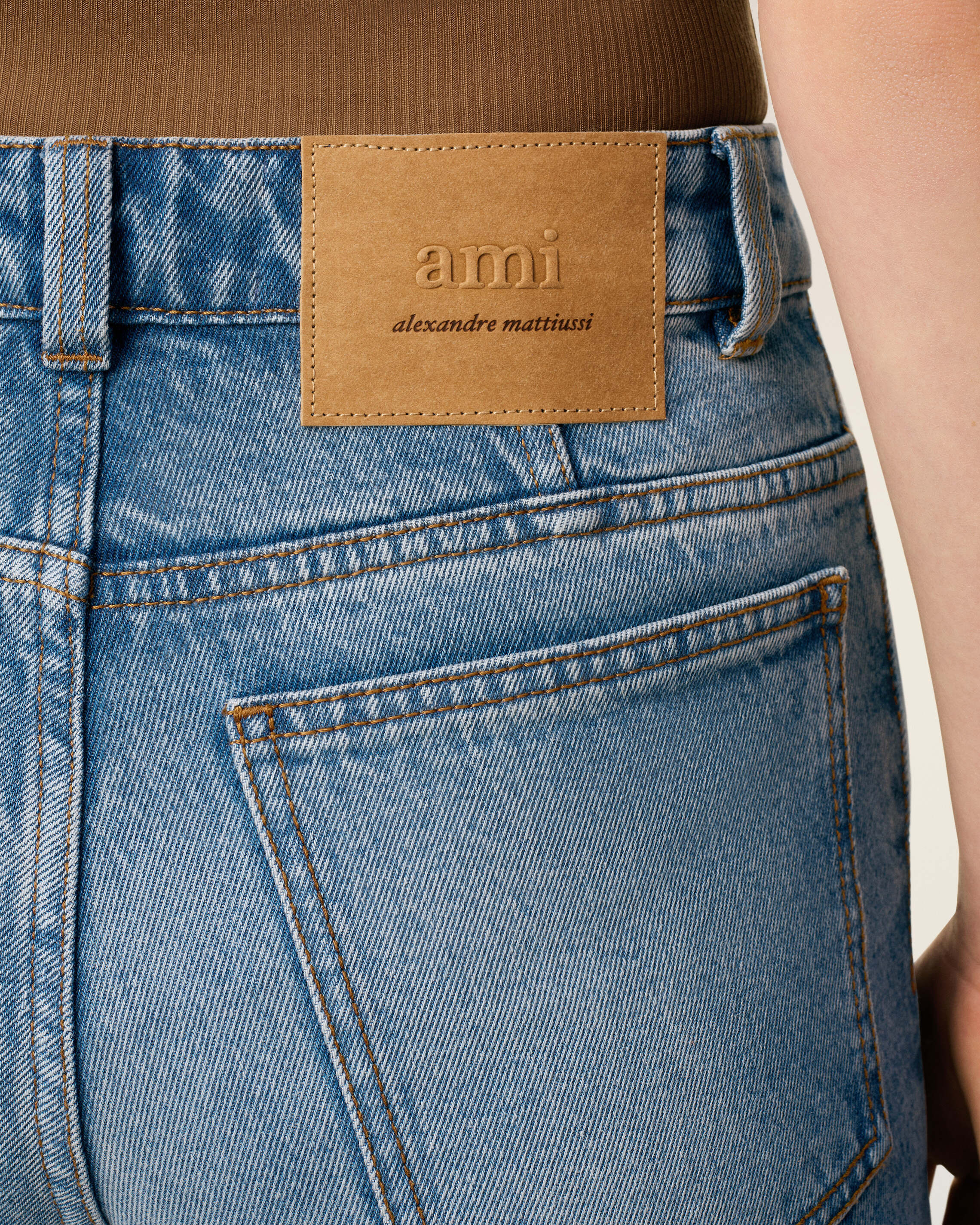 BLUE COTTON CLASSIC FIT JEANS - 5
