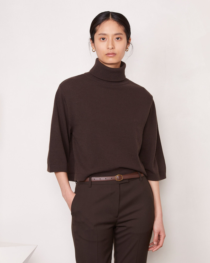 JALILA TURTLENECK 1