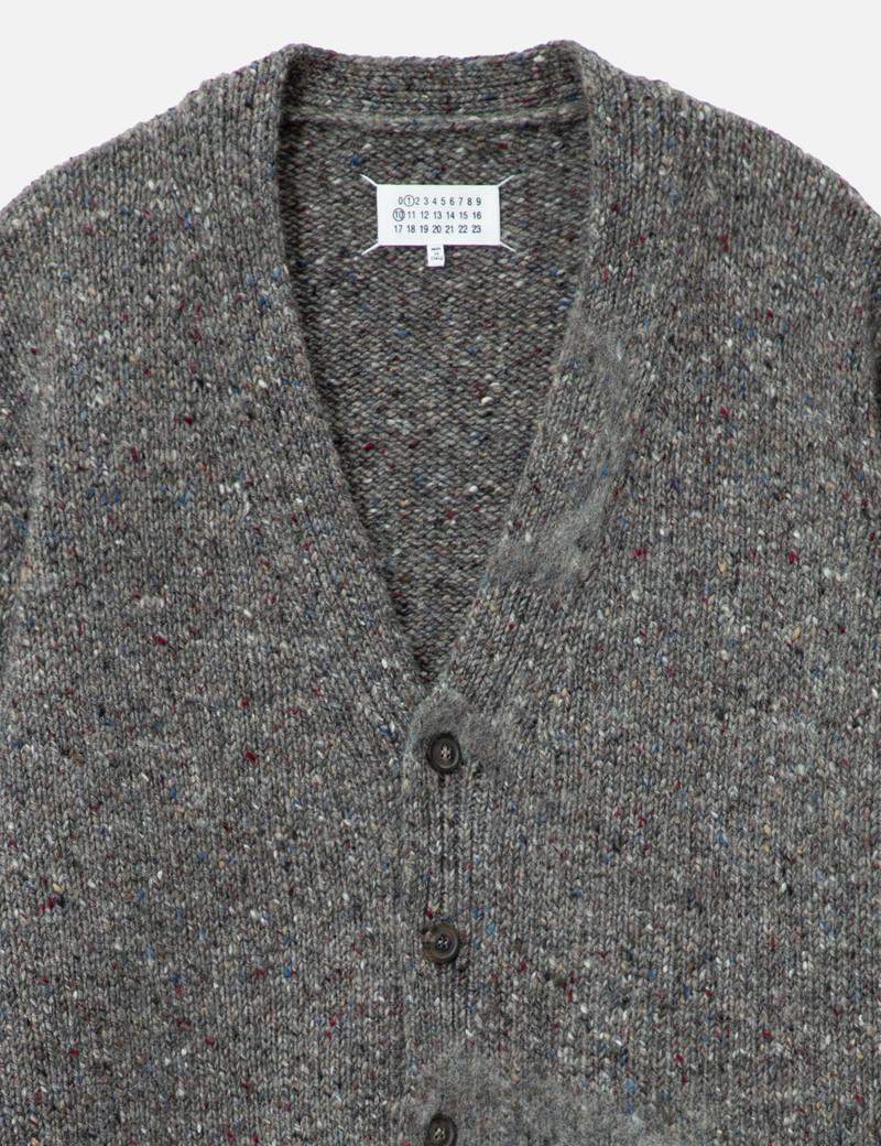 BUTTONED CARDIGAN 6