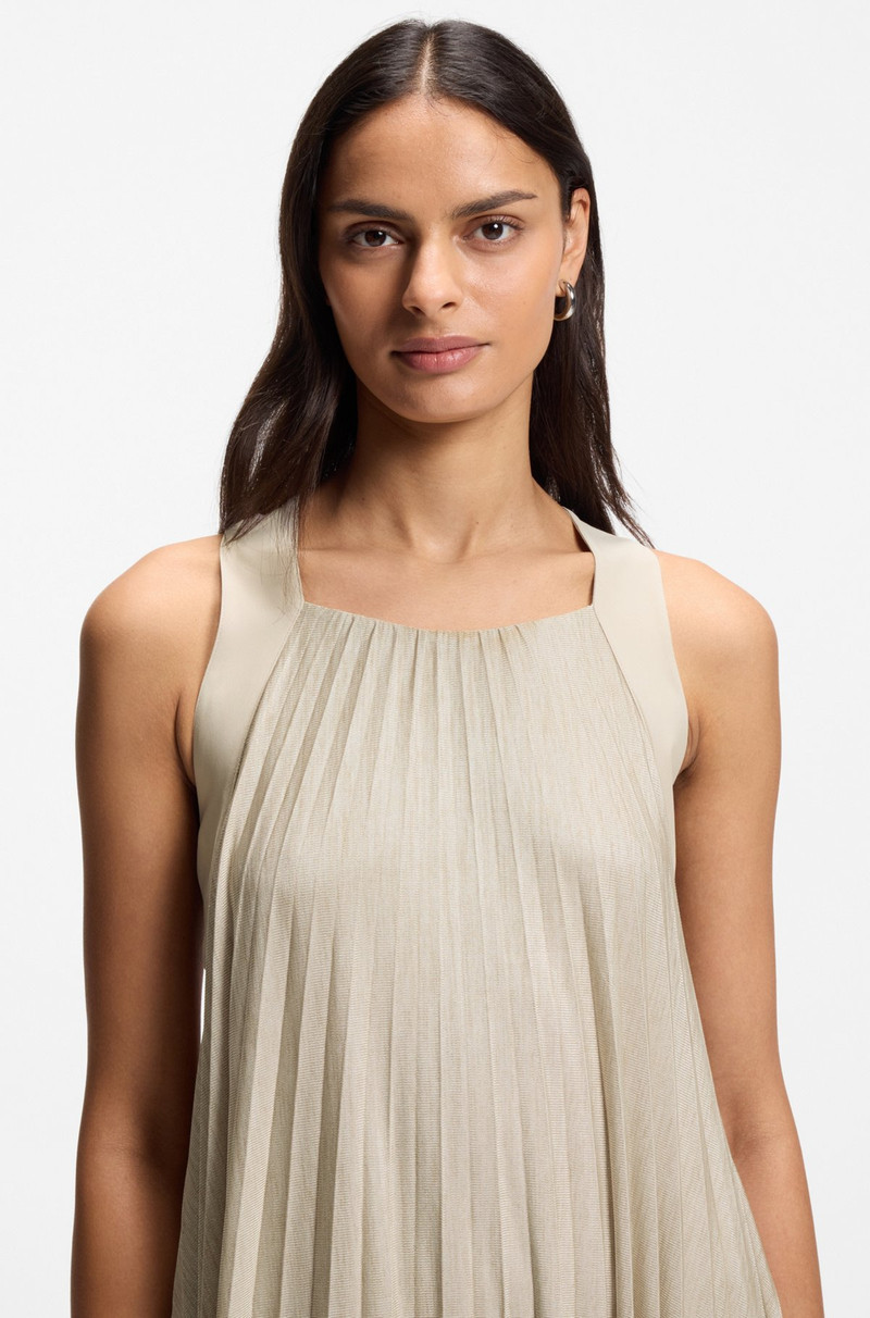 PLISSÉ-PLEAT DRESS WITH HALTERNECK 4