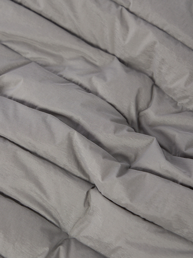 G100004 SEAMLESS TUNNEL NYLON DOWN-TC 6