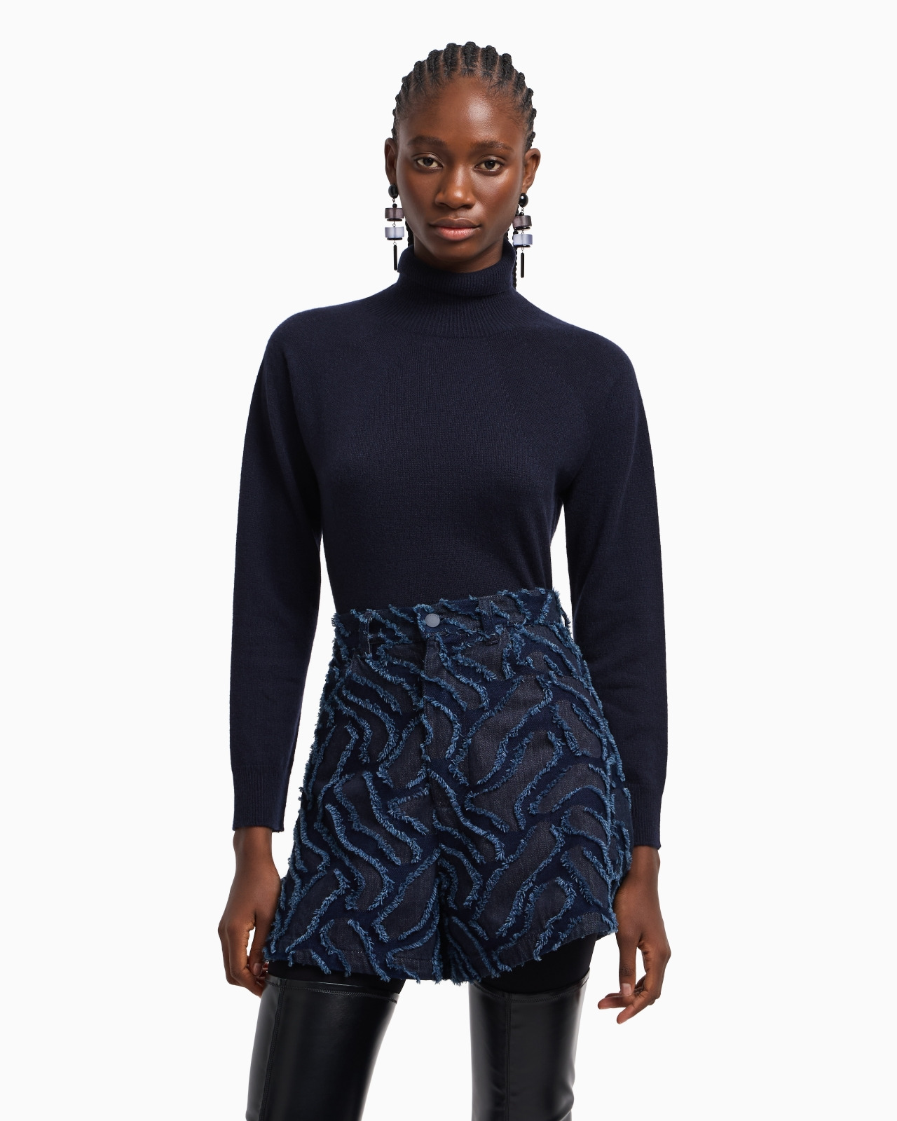 FRINGED EMBOSSED JACQUARD DENIM SHORTS - 4