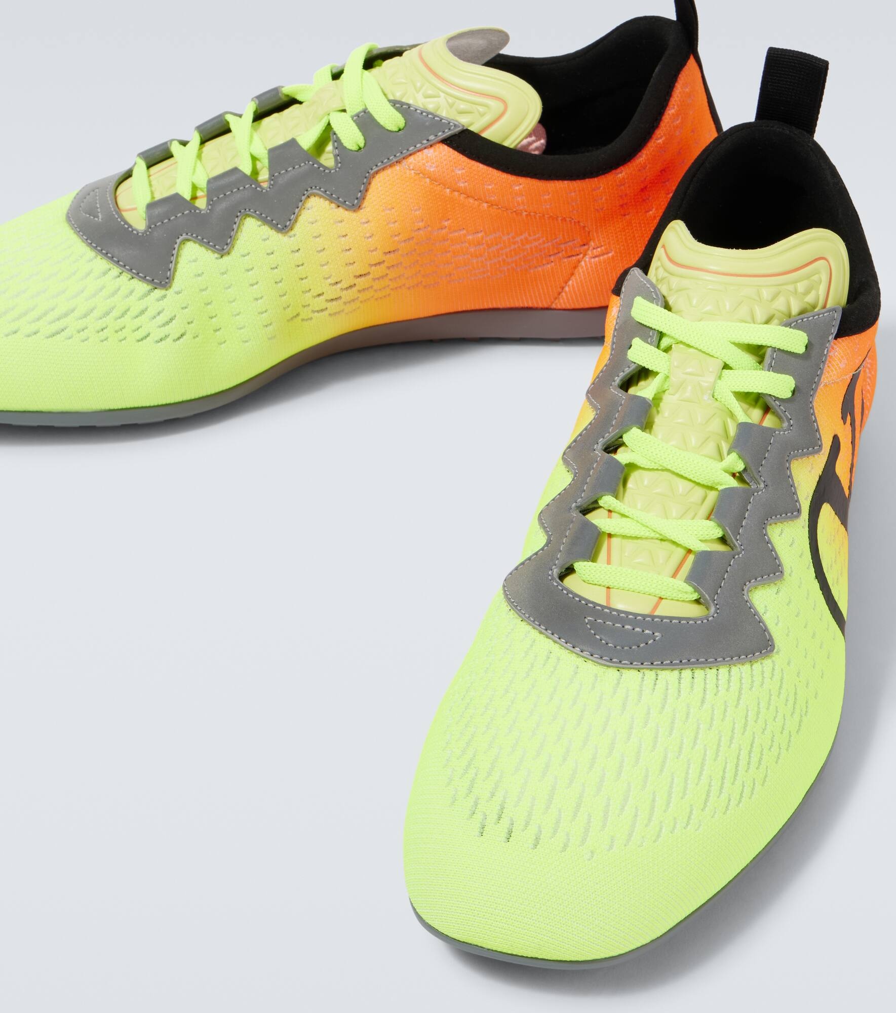 Chromathon VLogo Signature sneakers - 3