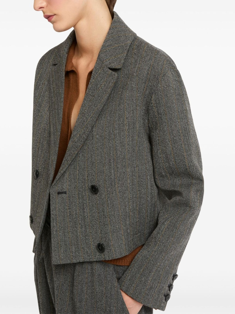 notched lapel jacket 5