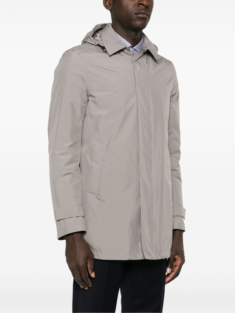 detachable-hood jacket 3