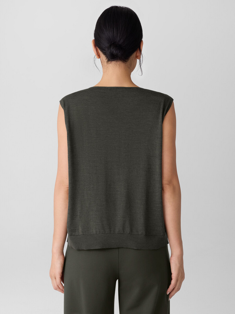 Superfine Merino Vest in Regenerative Wool 4
