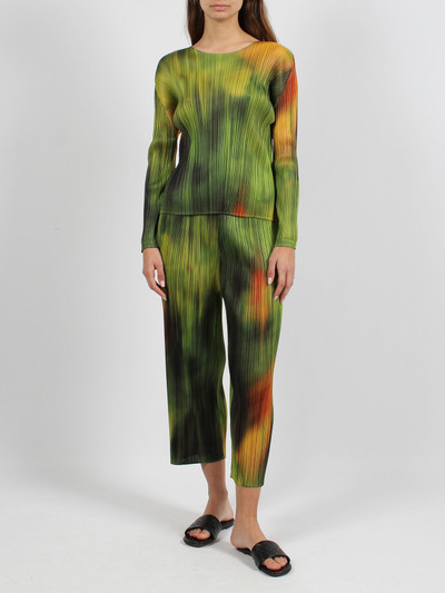 ISSEY MIYAKE Turnip & spinach trousers outlook