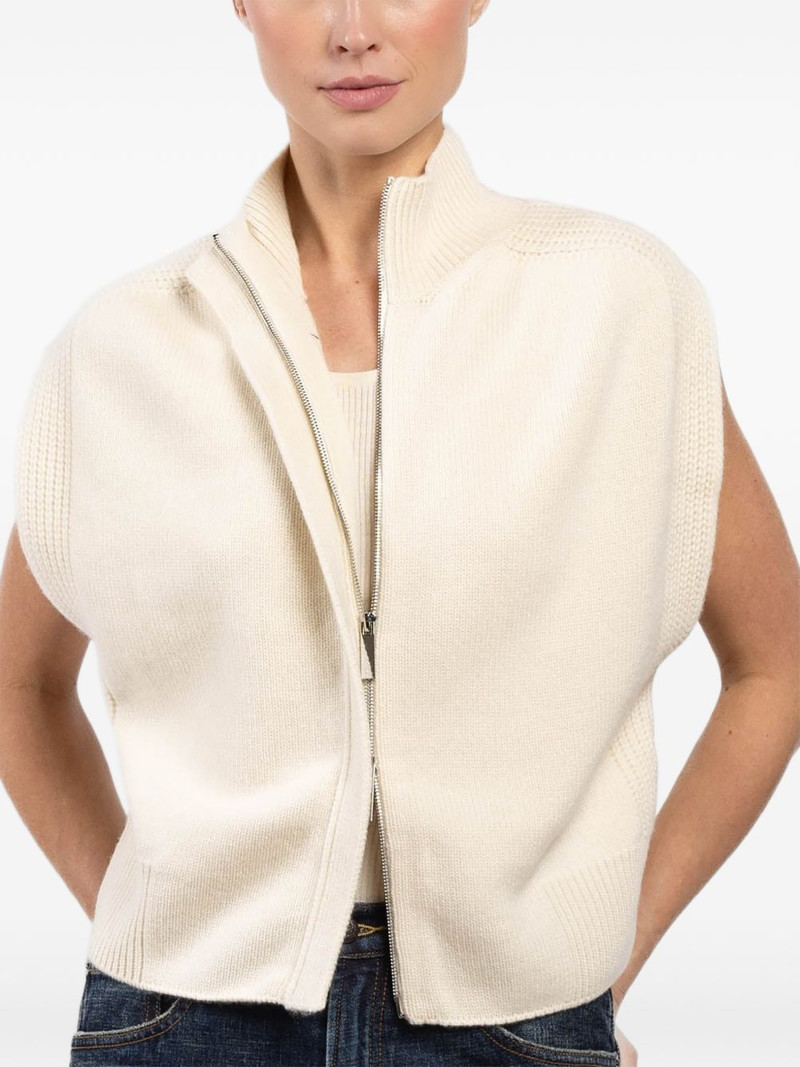 zip-up sleeveless cardigan 1
