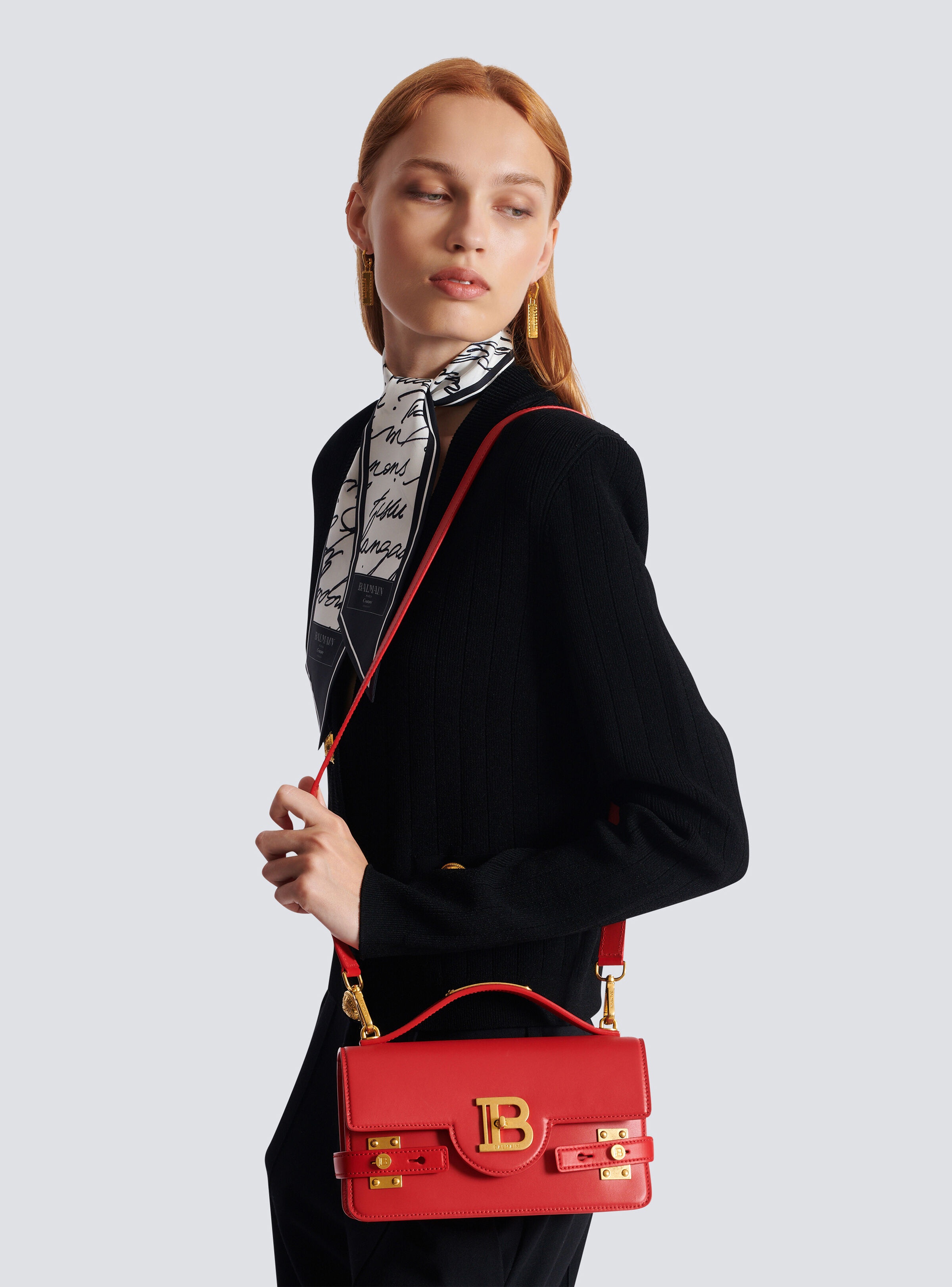 Smooth leather B-Buzz 24 bag - 8