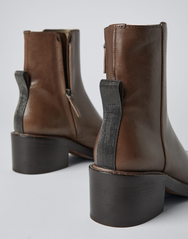 Riding calfskin ankle boots with monili 3
