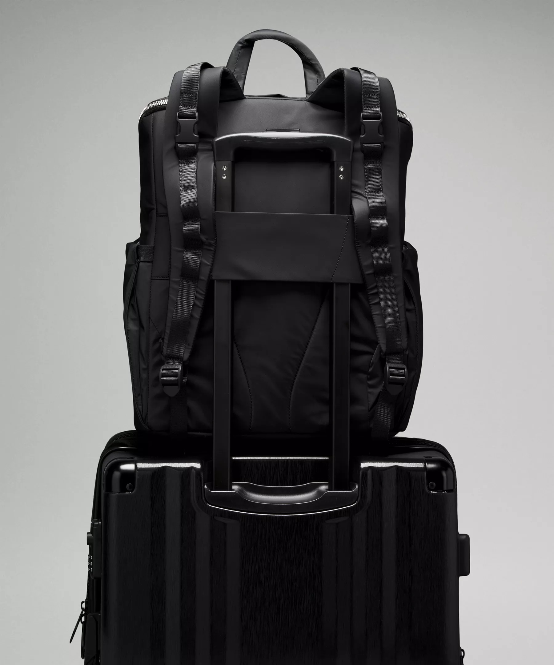 New Parent Backpack 17L - 11