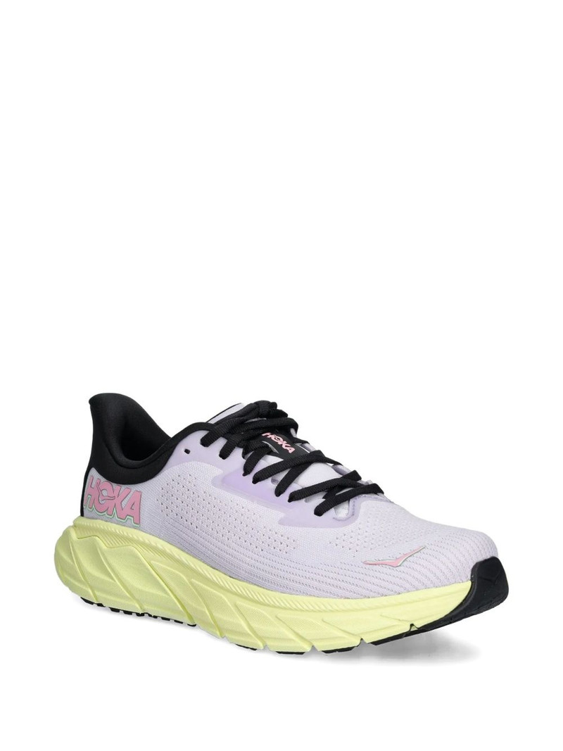 HOKA ONE ONE Arahi 7 lightweight cushioned running sneakers outlook