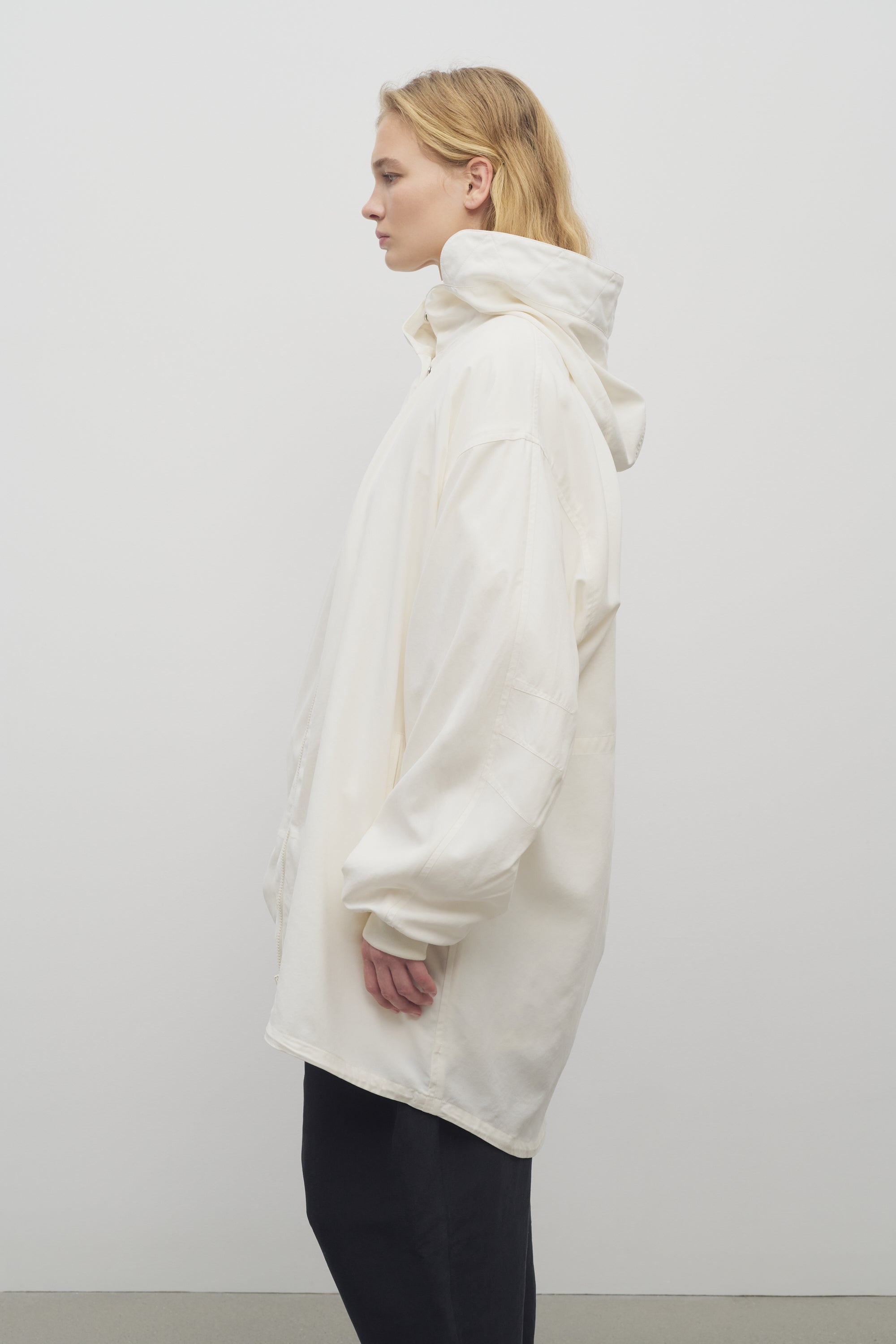 Kemetina Coat in Silk - 4