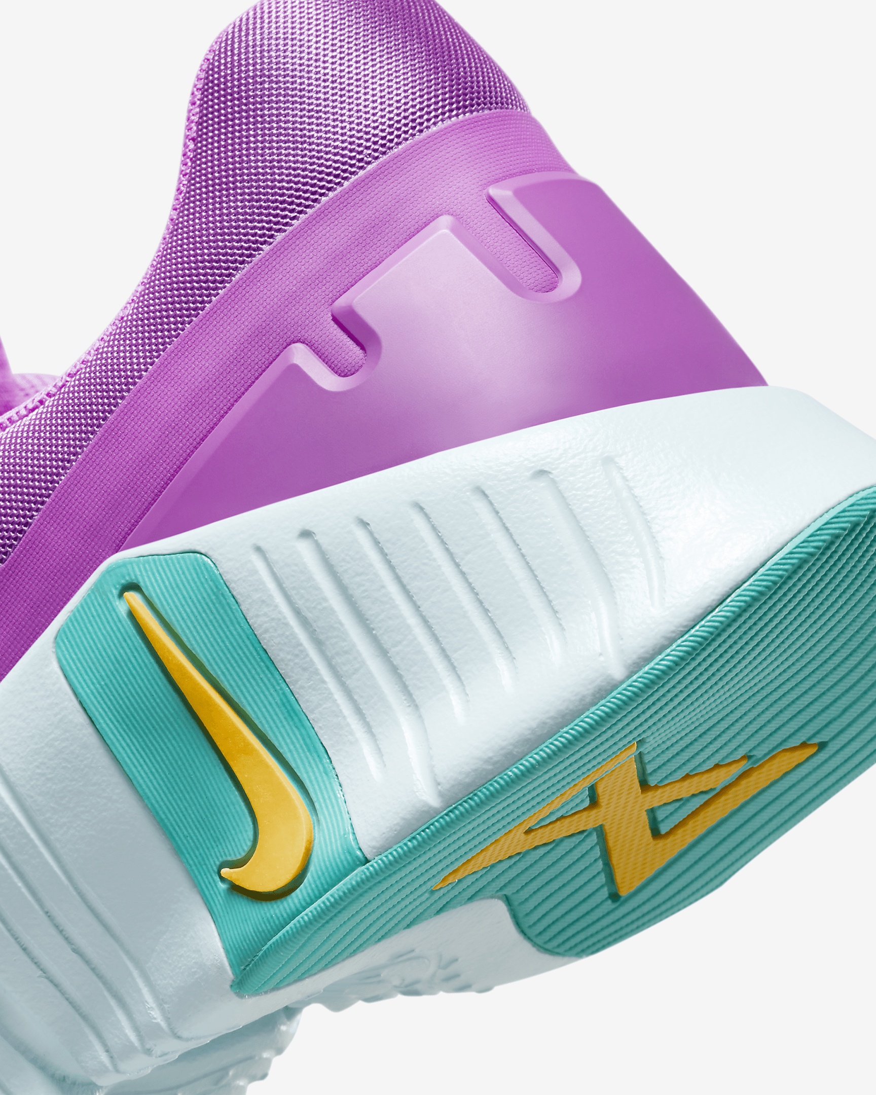 Nike Women's Free Metcon 5 Workout Shoes - 9