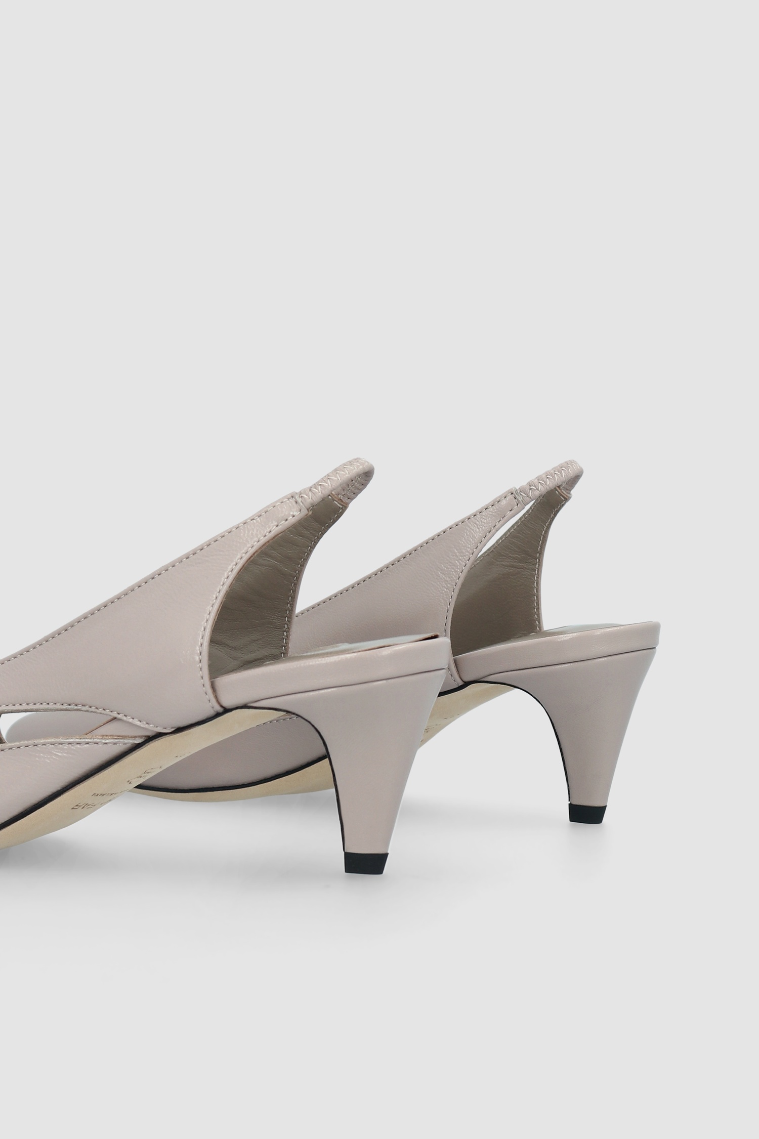 RUNA FOSSIL GLOSSED NAPPA LEATHER SLINGBACK PUMP - 4