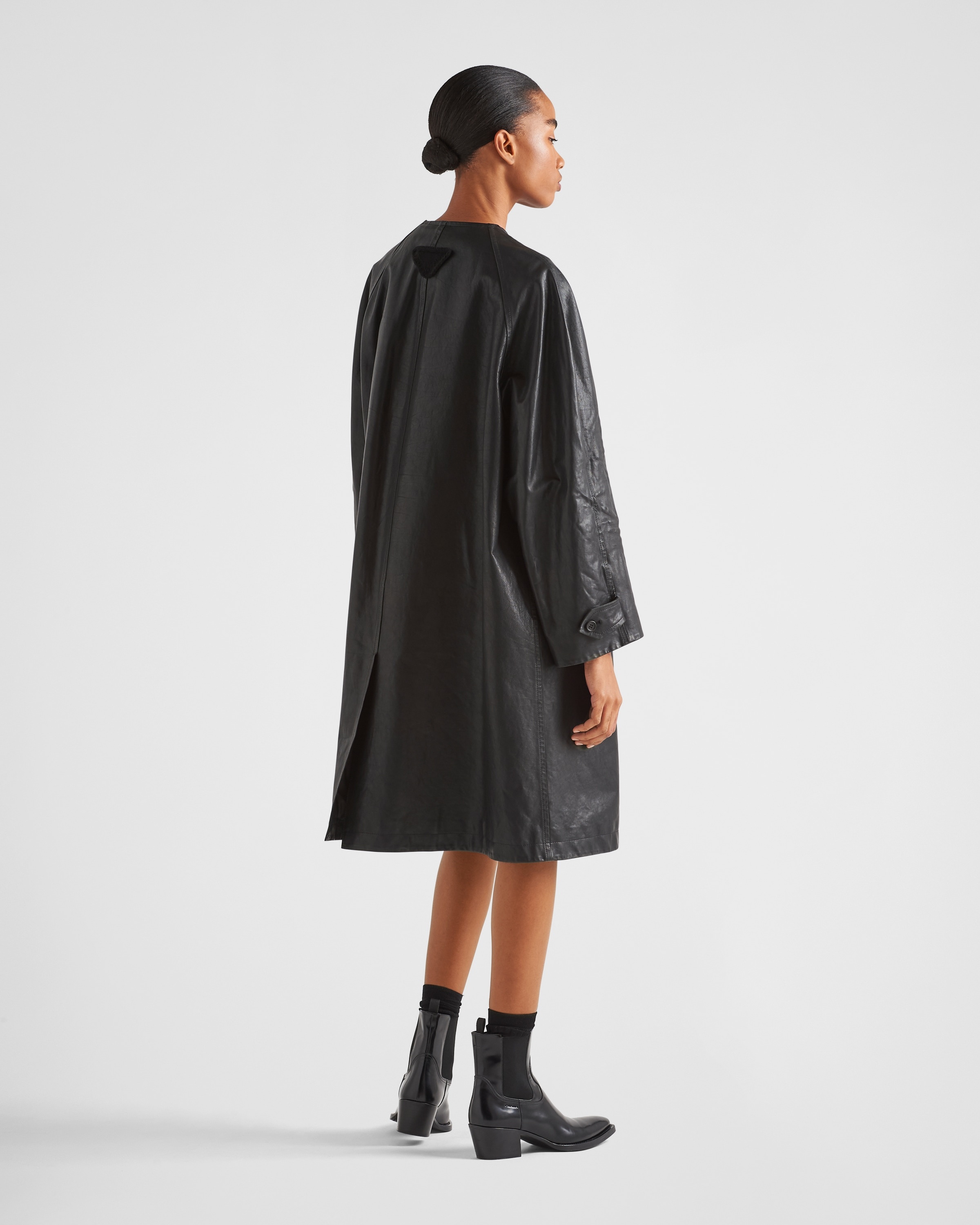 Leather coat - 5