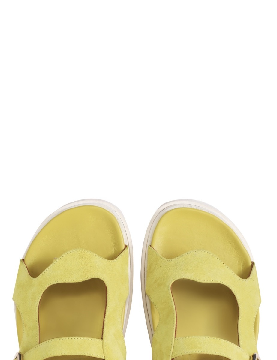 CHUNKY WAVY SANDAL - 8